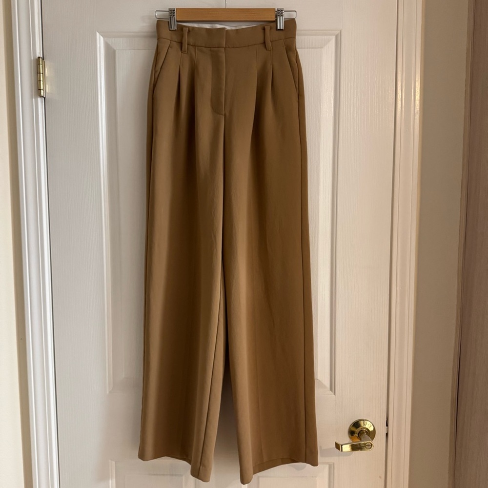 Aritzia Wilfred Effortless Pants Trousers Crepette Camel Size 0
